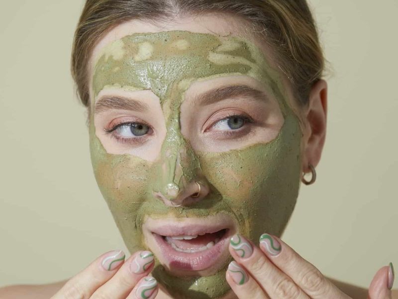 Green clay mask (for oily skin)