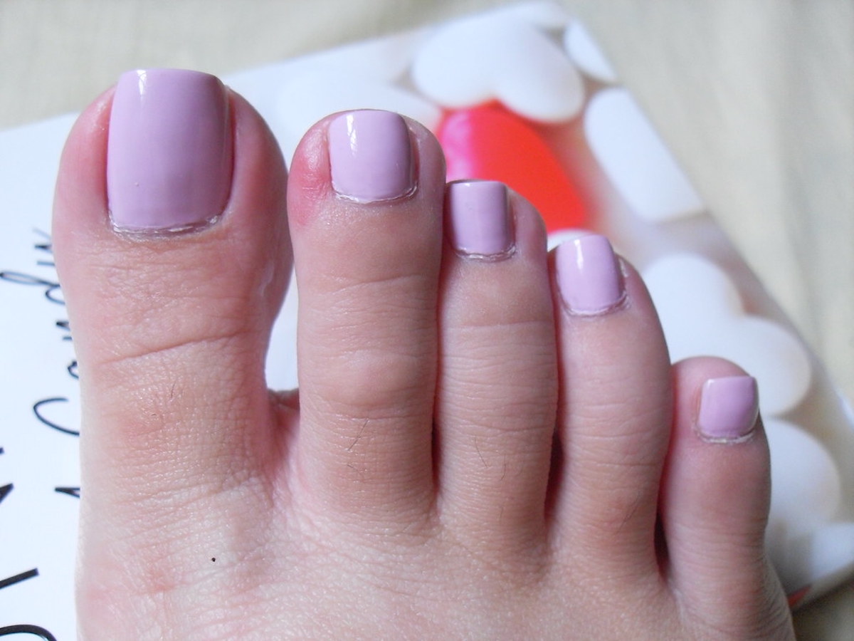Lavender Pedicure benefits – Suggested address for the most beautiful Lavender nails