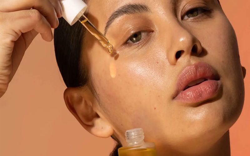 What is facial oil?