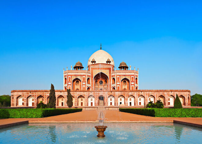 Discover 10 beautiful tourist attractions in Delhi worth experiencing